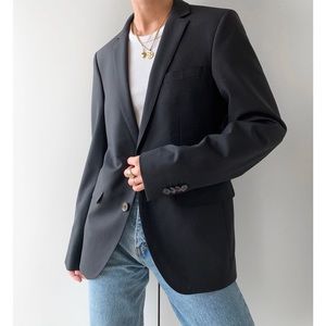Relaxed fit wool blend plain minimal black blazer suit jacket